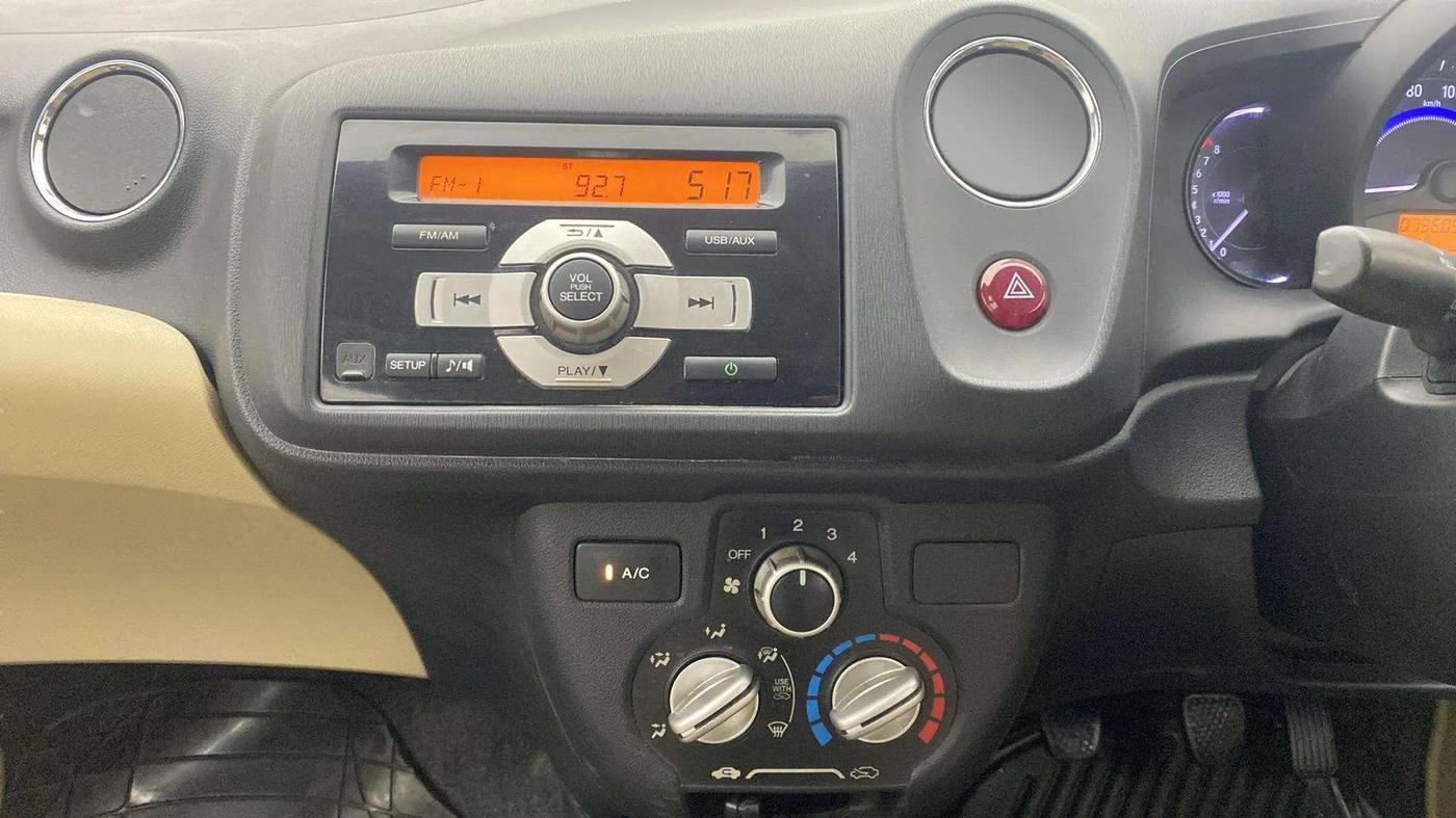2015 Honda Amaze 1.2L I-VTEC S, Petrol, Manual, 79,609 km, Air Conditioner
