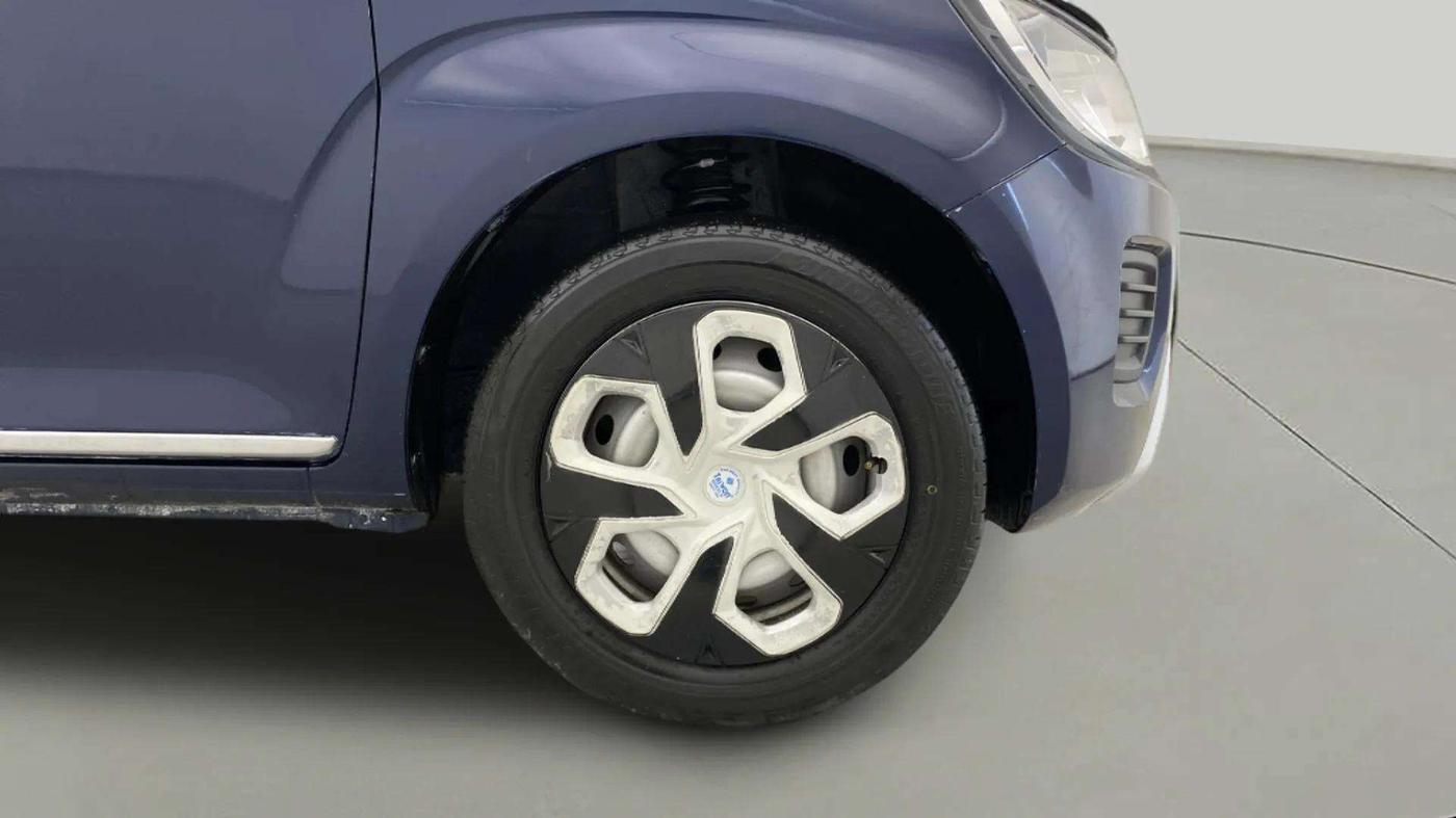 2023 Maruti IGNIS SIGMA 1.2, Petrol, Manual, 14,970 km, Right Front Wheel
