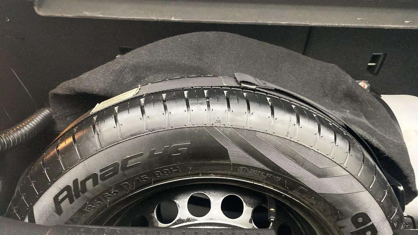 2023 Maruti Baleno  ZETA CNG 1.2L, CNG, Manual, 23,871 km, Spare Tyre