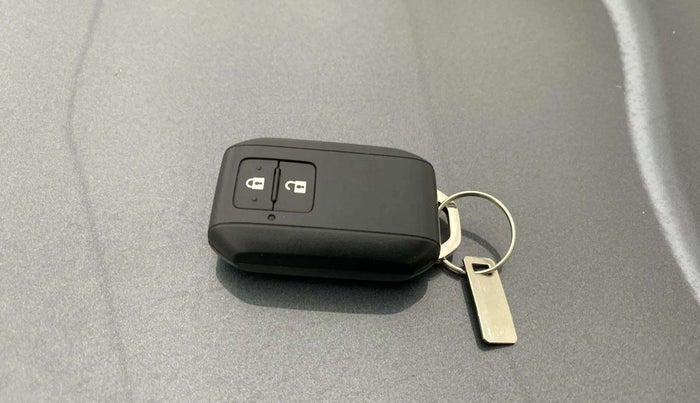 2023 Maruti Baleno  ZETA CNG 1.2L, CNG, Manual, 23,871 km, Key Close Up