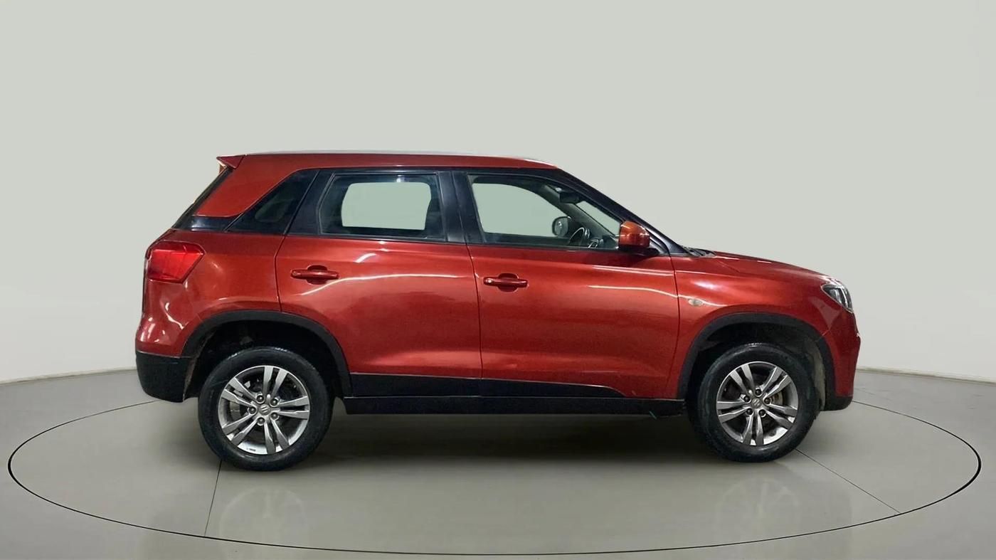 2018 Maruti Vitara Brezza ZDI, Diesel, Manual, 83,579 km, Right Side View