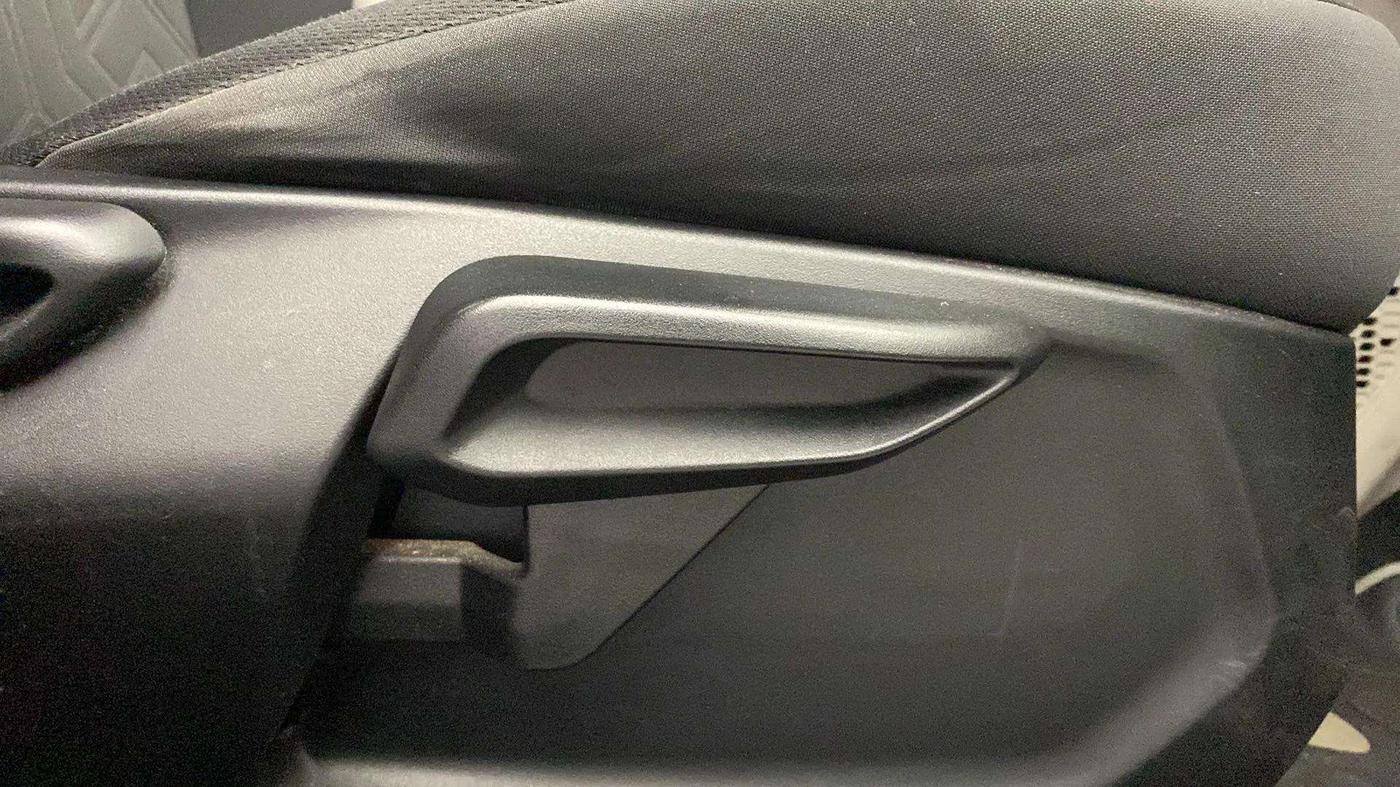 2020 Tata NEXON XZ PLUS PETROL, Petrol, Manual, 32,503 km, Driver Side Adjustment Panel