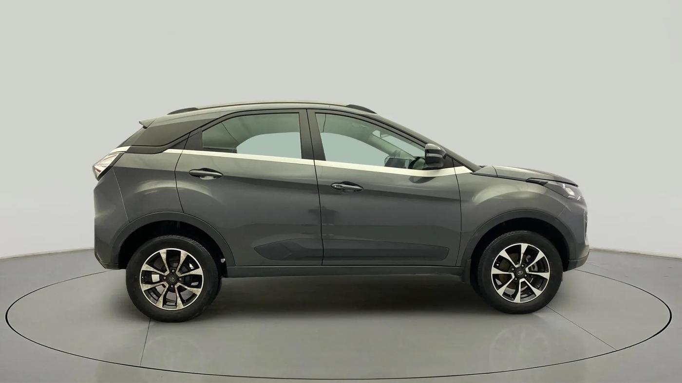 2020 Tata NEXON XZ PLUS PETROL, Petrol, Manual, 32,503 km, Right Side View