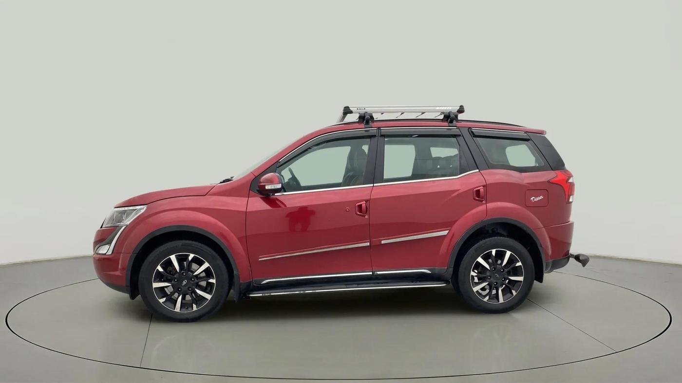2018 Mahindra XUV500 W11 AT, Diesel, Automatic, 94,915 km, Left Side