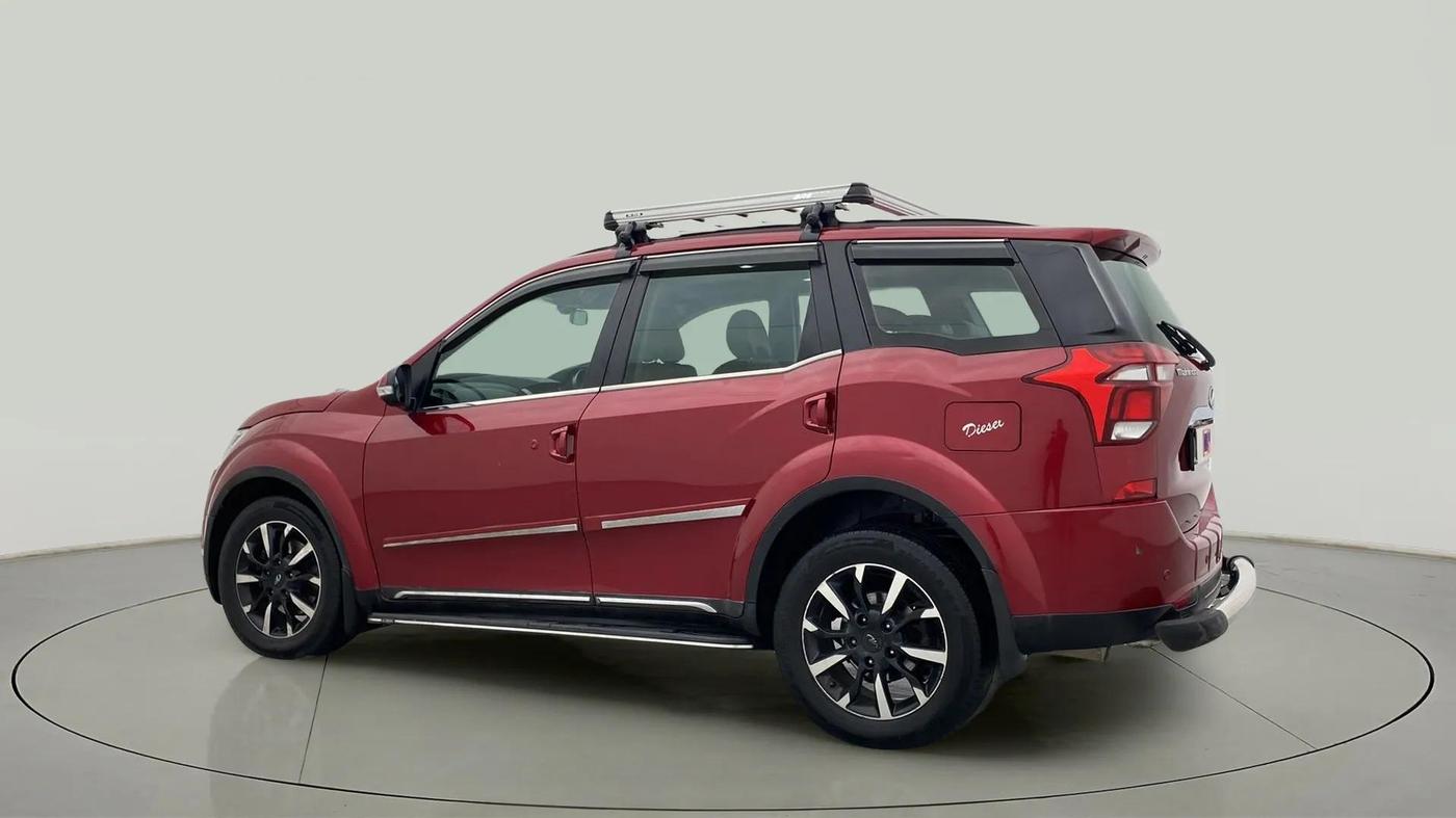 2018 Mahindra XUV500 W11 AT, Diesel, Automatic, 94,915 km, Left Back Diagonal