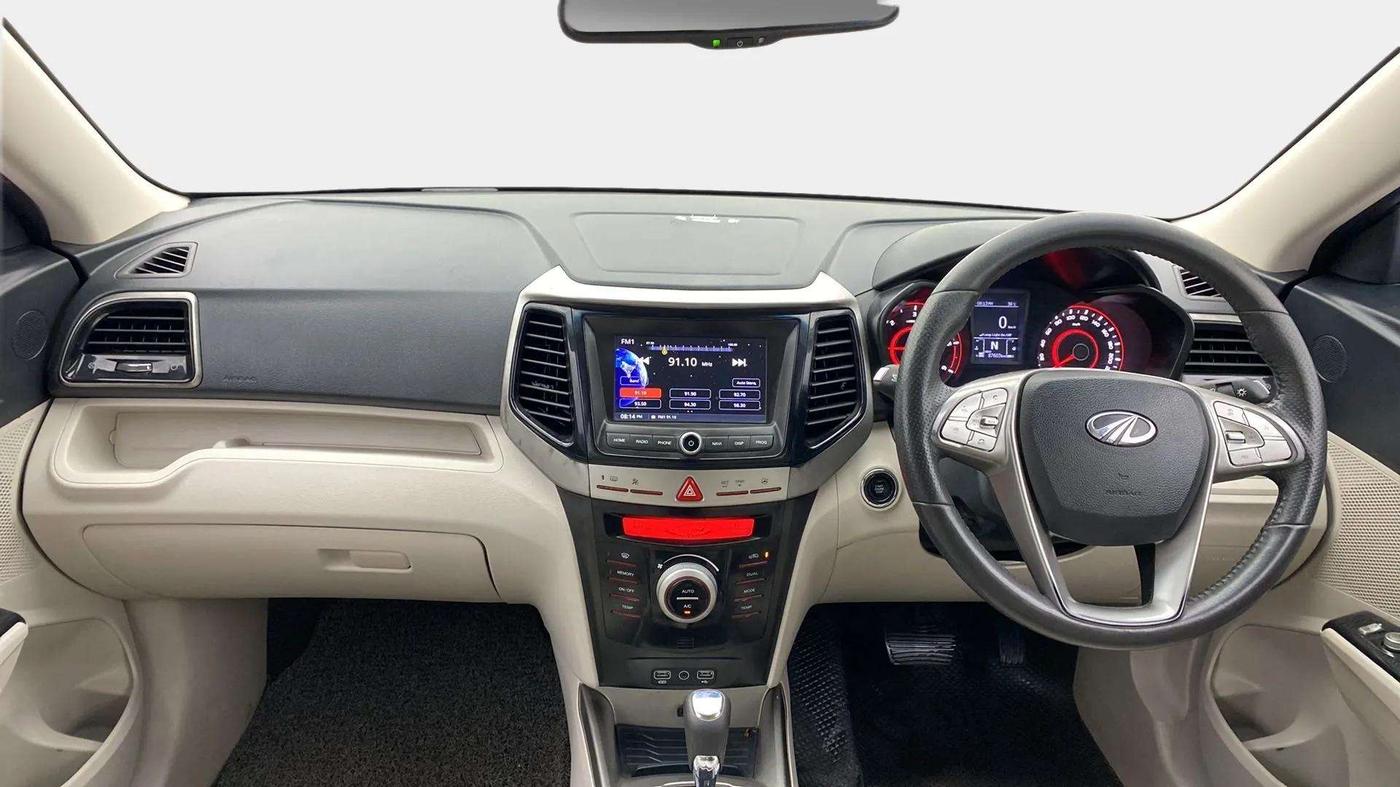 2021 Mahindra XUV300 W8 (O) 1.5 DIESEL AMT, Diesel, Automatic, 87,681 km, Dashboard