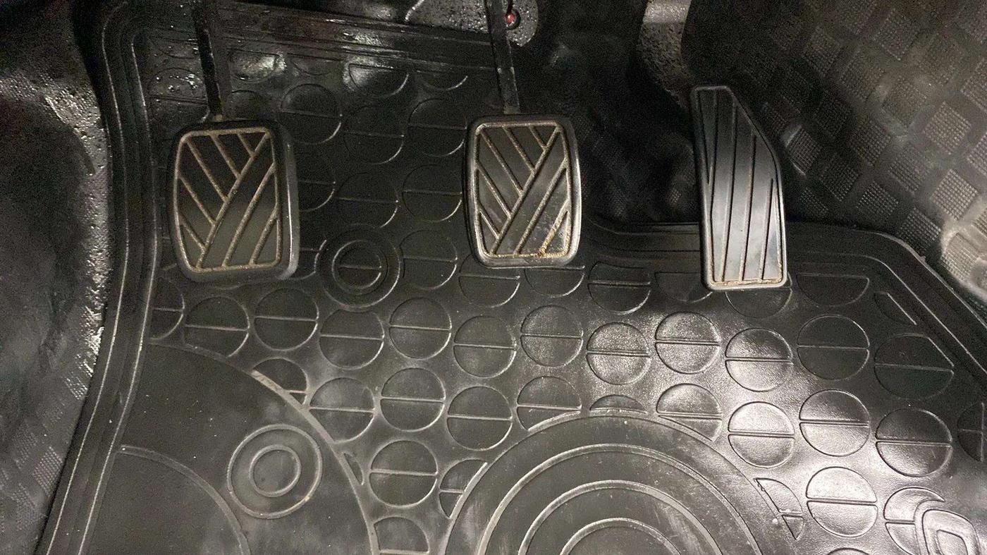 2014 Maruti Celerio VXI, Petrol, Manual, 31,123 km, Pedals