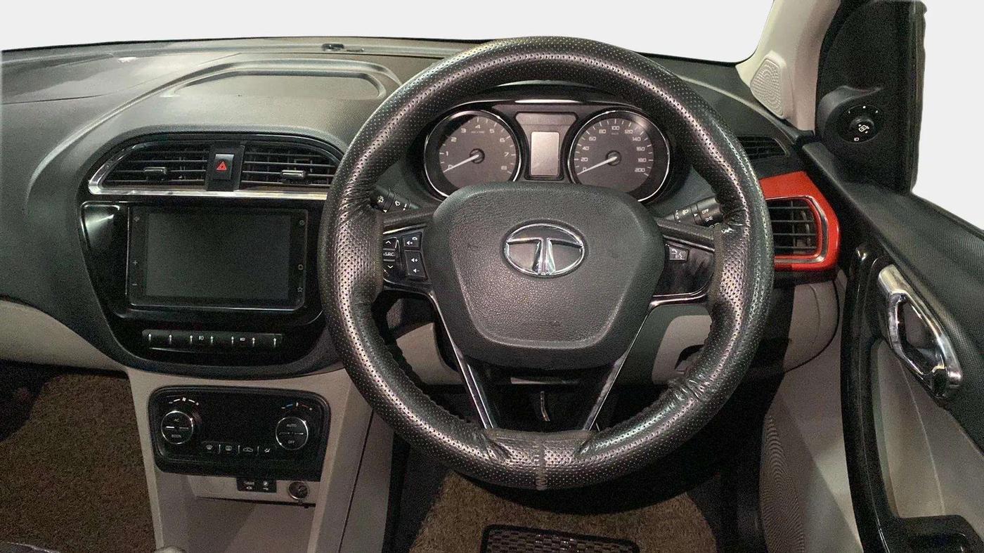 2019 Tata Tiago XZ PLUS DIESEL, Diesel, Manual, 46,064 km, Steering Wheel Close Up