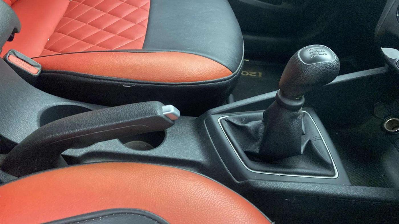 2019 Hyundai Elite i20 SPORTZ PLUS 1.2, Petrol, Manual, 44,107 km, Gear Lever