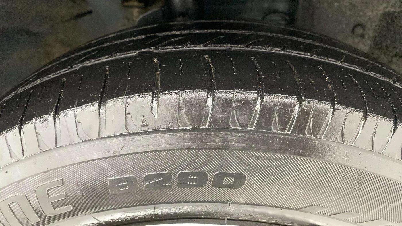2018 Nissan Micra XL CVT, Petrol, Automatic, 91,135 km, Right Front Tyre Tread