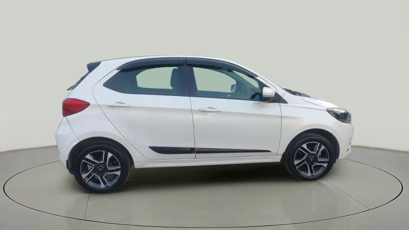 2019 Tata Tiago XZA PLUS PETROL, Petrol, Automatic, 68,664 km, Right Side View