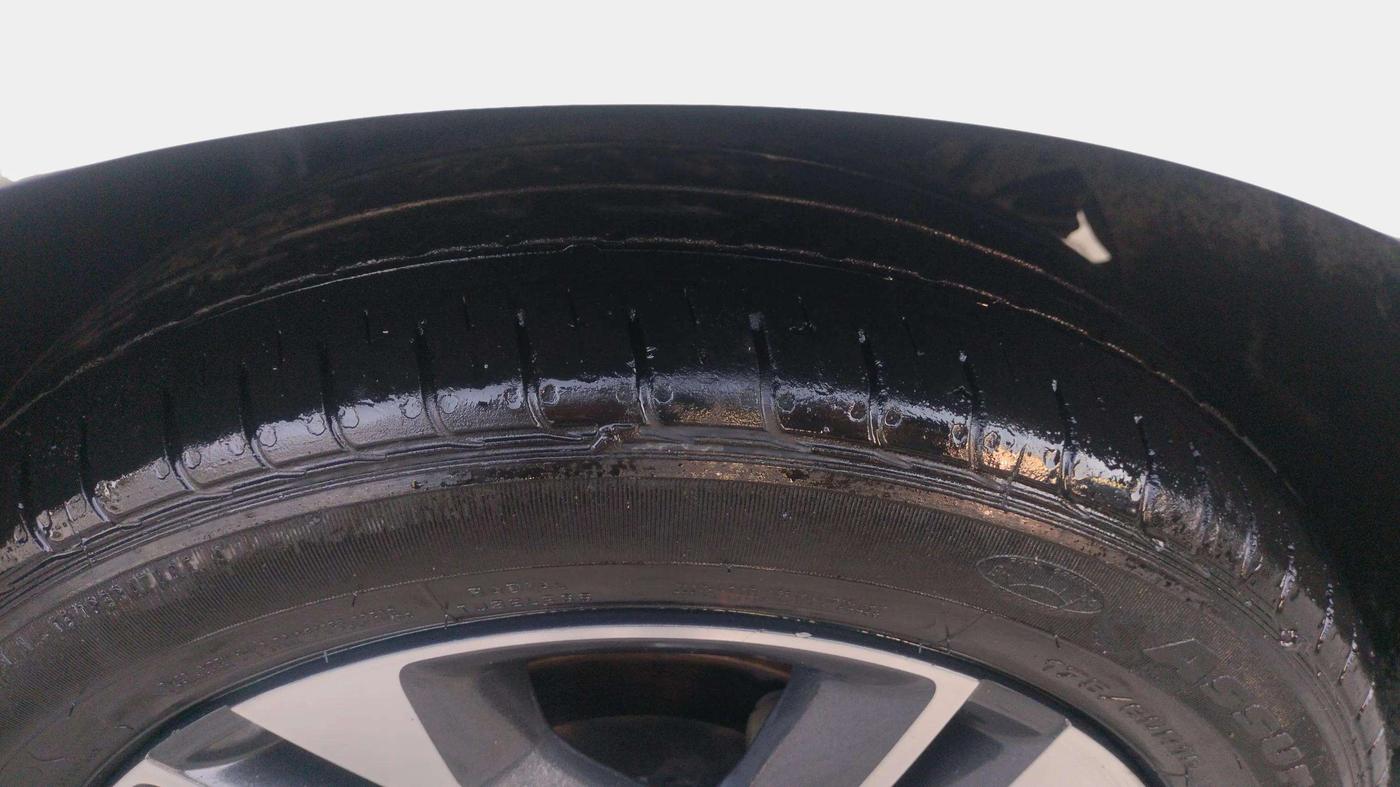 2019 Tata Tiago XZA PLUS PETROL, Petrol, Automatic, 68,664 km, Right Front Tyre Tread