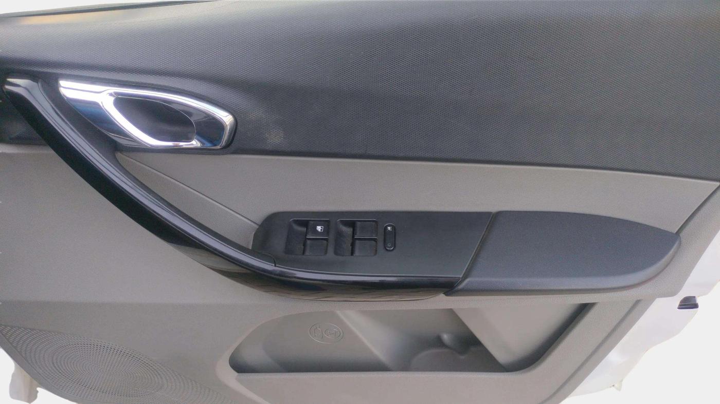 2019 Tata Tiago XZA PLUS PETROL, Petrol, Automatic, 68,664 km, Driver Side Door Panels Control