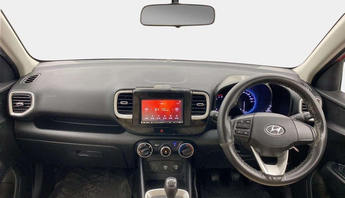 2020 Hyundai VENUE S 1.2, Petrol, Manual, 17,776 km, Dashboard
