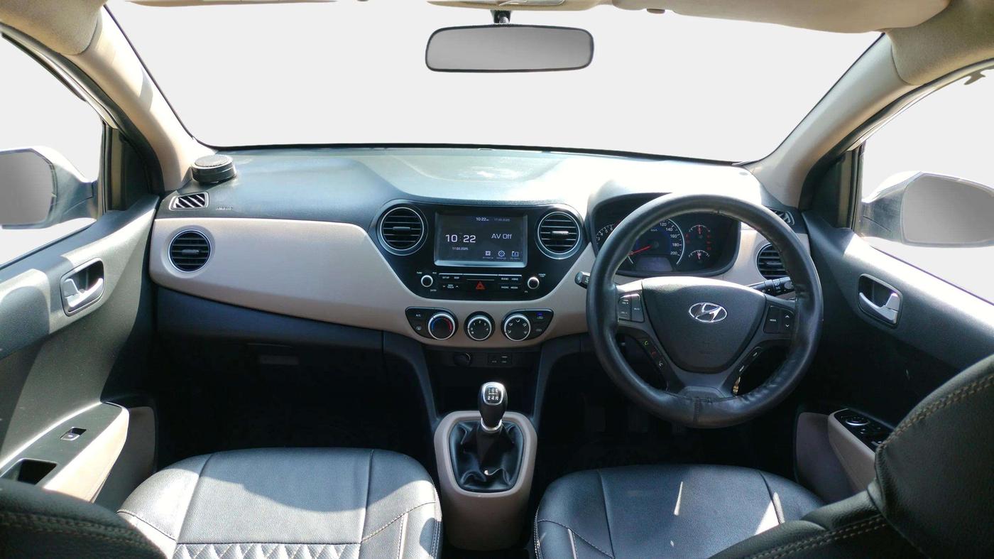 2018 Hyundai Grand i10 SPORTZ 1.2 KAPPA VTVT, Petrol, Manual, 67,139 km, Dashboard