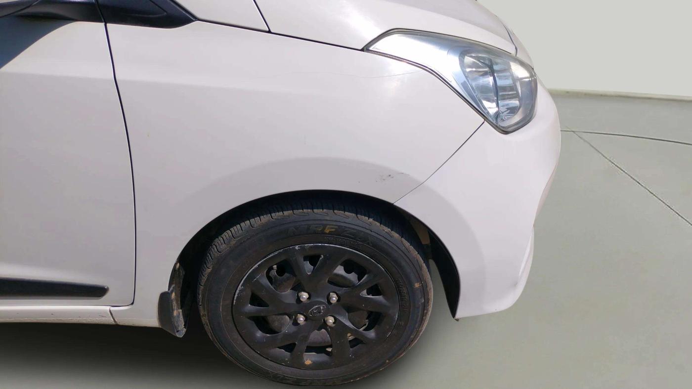 2018 Hyundai Grand i10 SPORTZ 1.2 KAPPA VTVT, Petrol, Manual, 67,139 km, Right Front Wheel