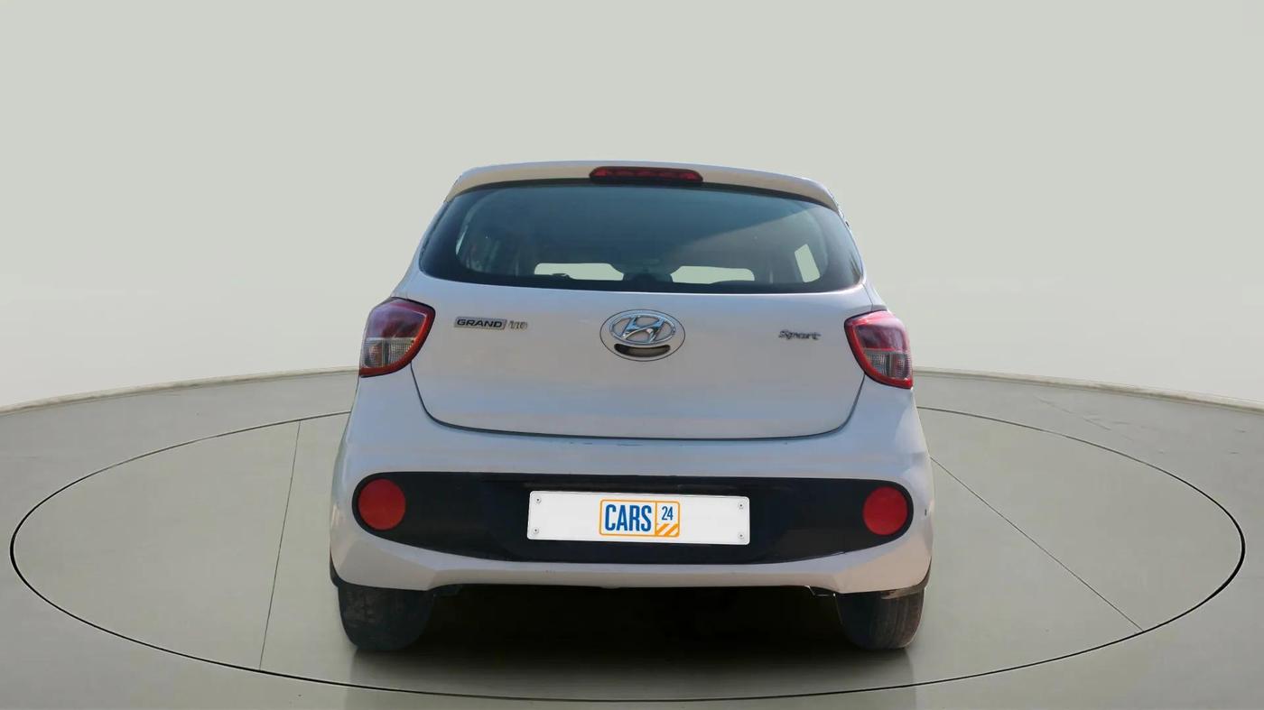 2018 Hyundai Grand i10 SPORTZ 1.2 KAPPA VTVT, Petrol, Manual, 67,139 km, Back/Rear