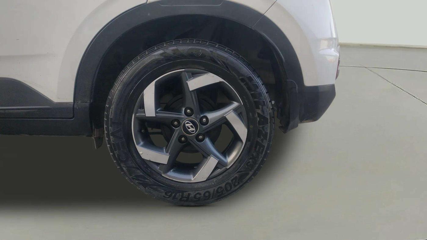 2019 Hyundai VENUE SX 1.0 (O) TURBO, Petrol, Manual, 65,742 km, Left Rear Wheel
