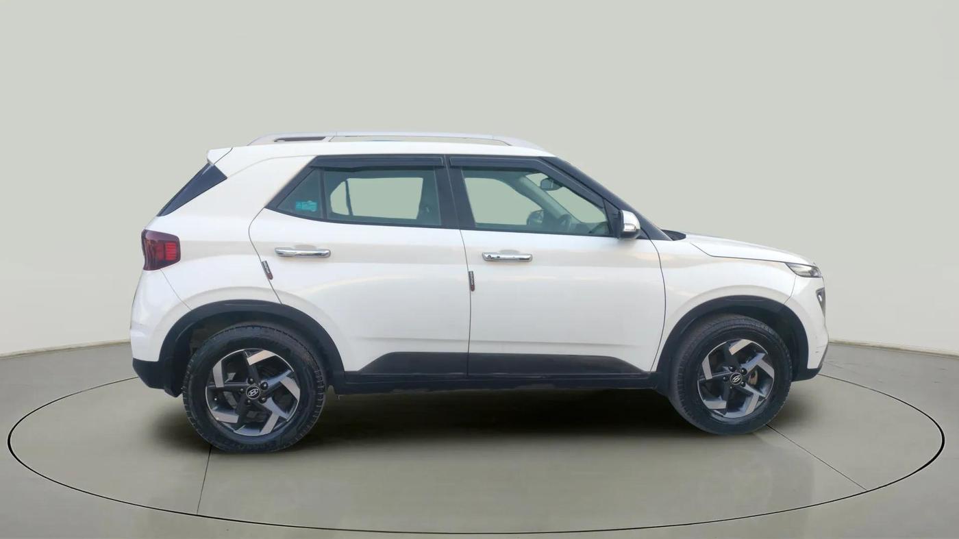 2019 Hyundai VENUE SX 1.0 (O) TURBO, Petrol, Manual, 65,742 km, Right Side View