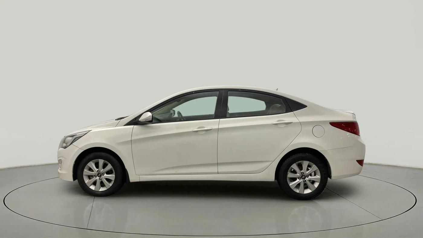 2015 Hyundai Verna FLUIDIC 4S 1.6 VTVT S, Petrol, Manual, 84,168 km, Left Side