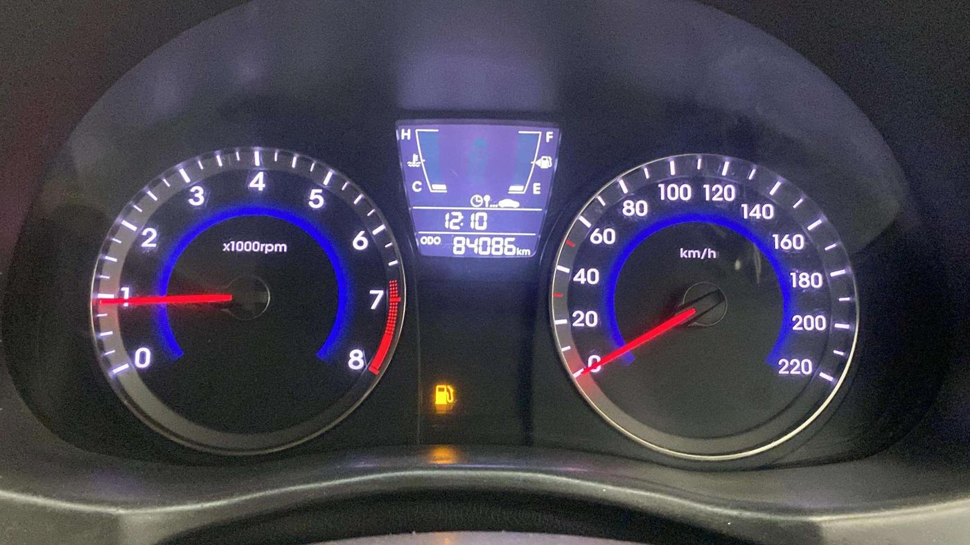 2015 Hyundai Verna FLUIDIC 4S 1.6 VTVT S, Petrol, Manual, 84,168 km, Odometer Image