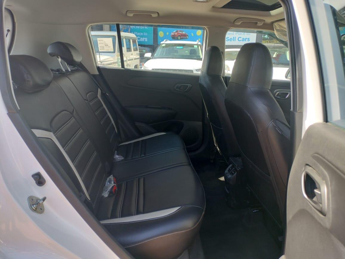 2024 Hyundai EXTER SX(O) 1.2 AMT, Petrol, Automatic, 10,923 km, Right Side Rear Door Cabin