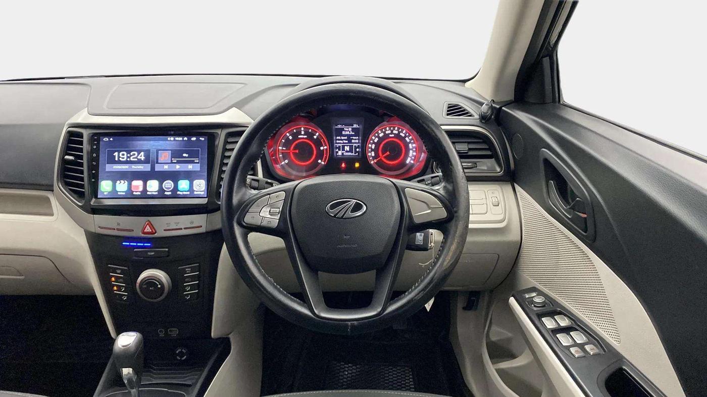 2020 Mahindra XUV300 W6 1.5 DIESEL AMT, Diesel, Automatic, 43,057 km, Steering Wheel Close Up