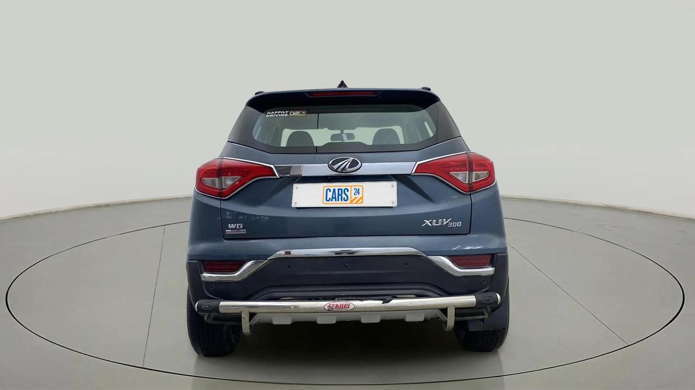 2020 Mahindra XUV300 W6 1.5 DIESEL AMT, Diesel, Automatic, 43,057 km, Back/Rear