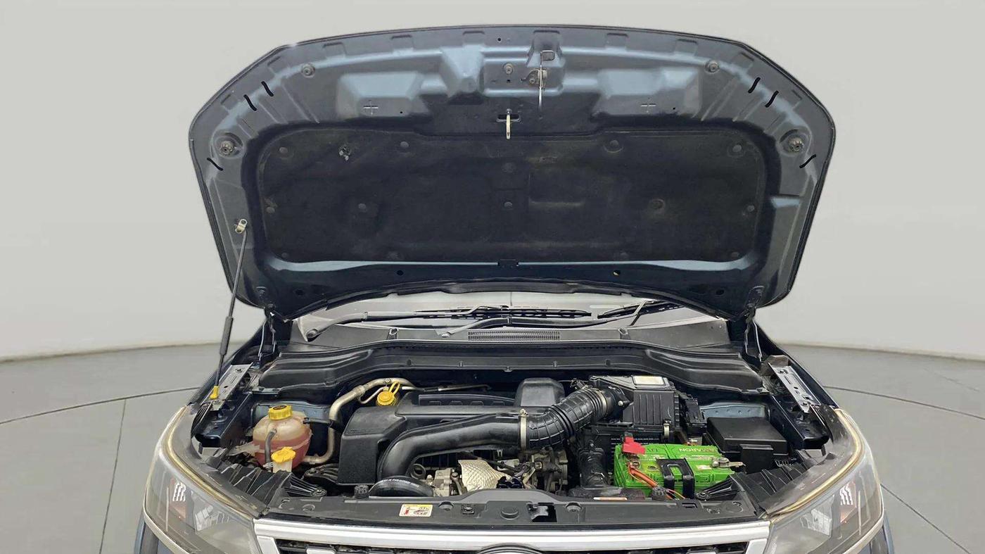 2020 Mahindra XUV300 W6 1.5 DIESEL AMT, Diesel, Automatic, 43,057 km, Open Bonet