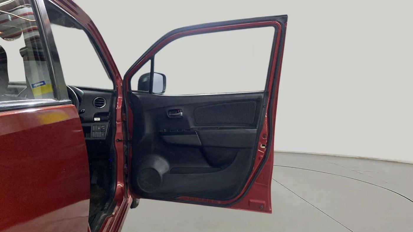 2014 Maruti Wagon R Stingray VXI, Petrol, Manual, 51,023 km, RHS Front Door