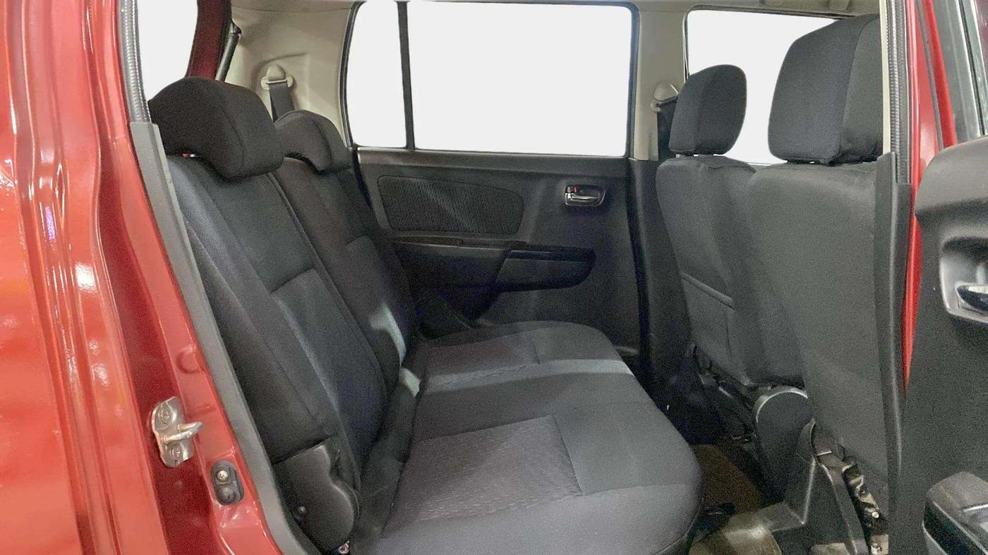 2014 Maruti Wagon R Stingray VXI, Petrol, Manual, 51,023 km, Right Side Rear Door Cabin