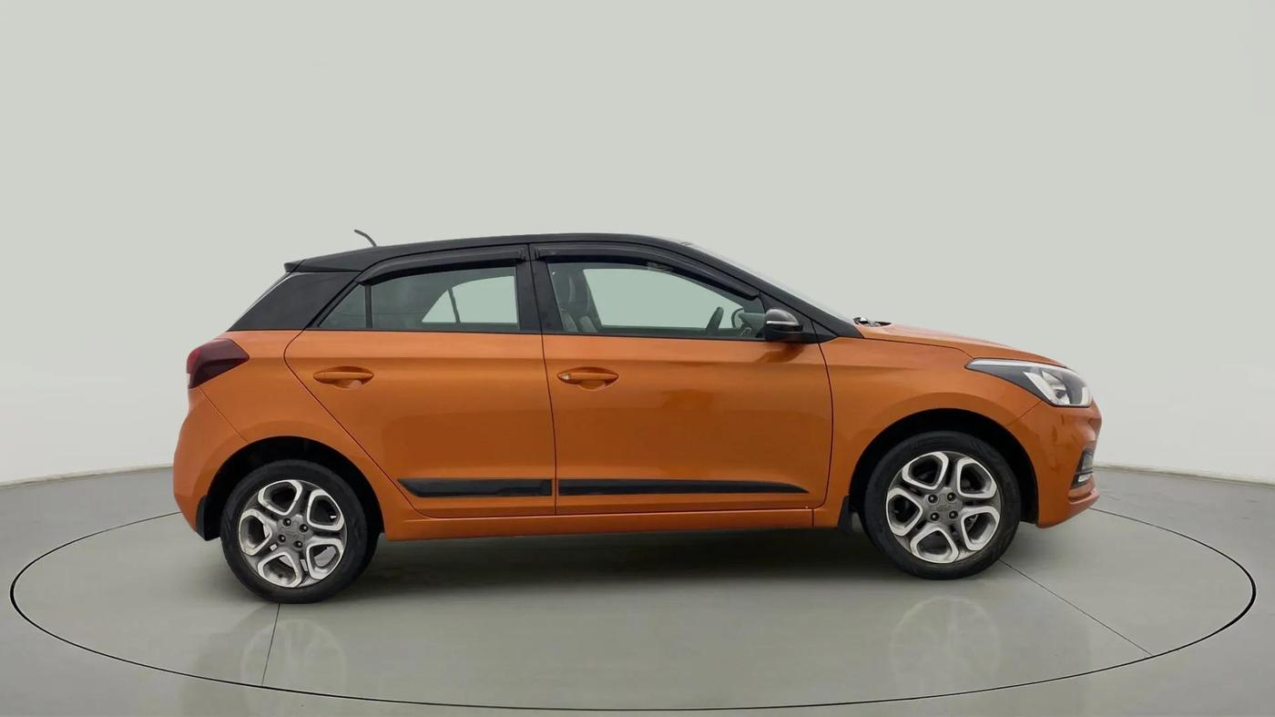 2019 Hyundai Elite i20 SPORTZ PLUS 1.2 DUAL TONE, Petrol, Manual, 39,946 km, Right Side View