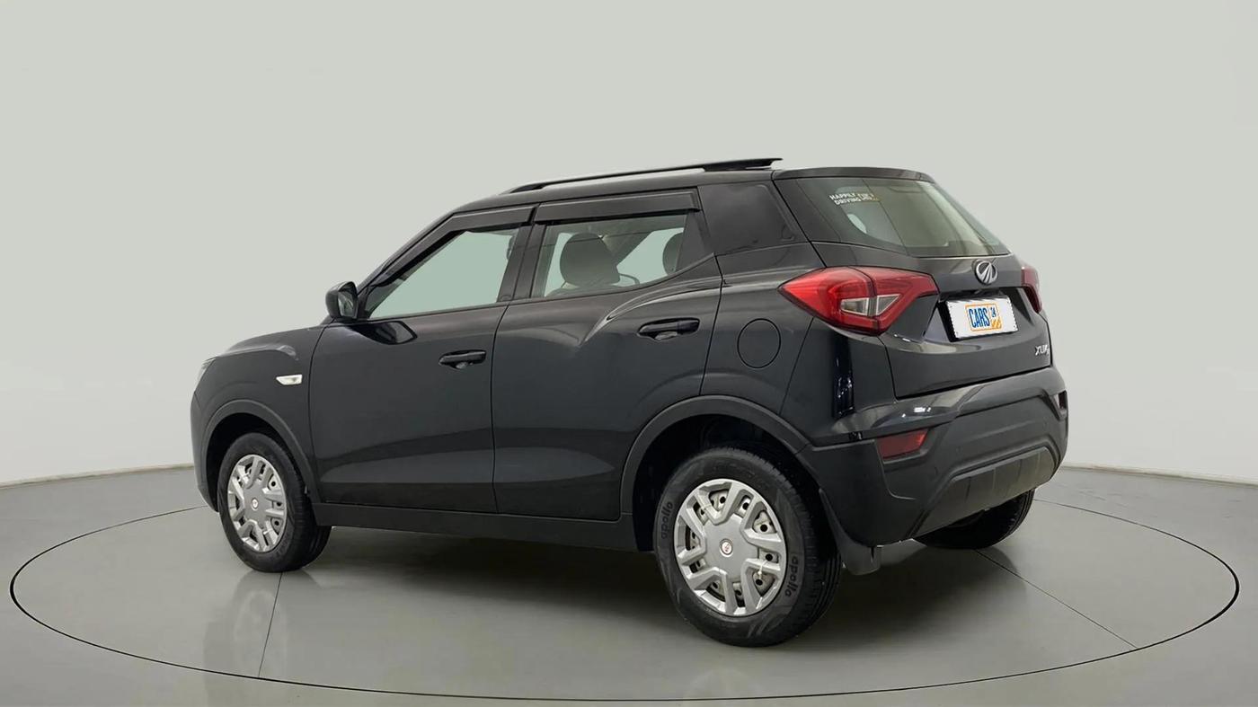 2022 Mahindra XUV300 W4 1.2 PETROL, Petrol, Manual, 16,923 km, Left Back Diagonal
