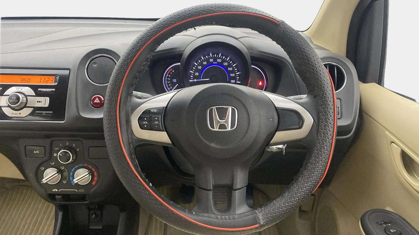 2015 Honda Amaze 1.2L I-VTEC S, Petrol, Manual, 9,360 km, Steering Wheel Close Up