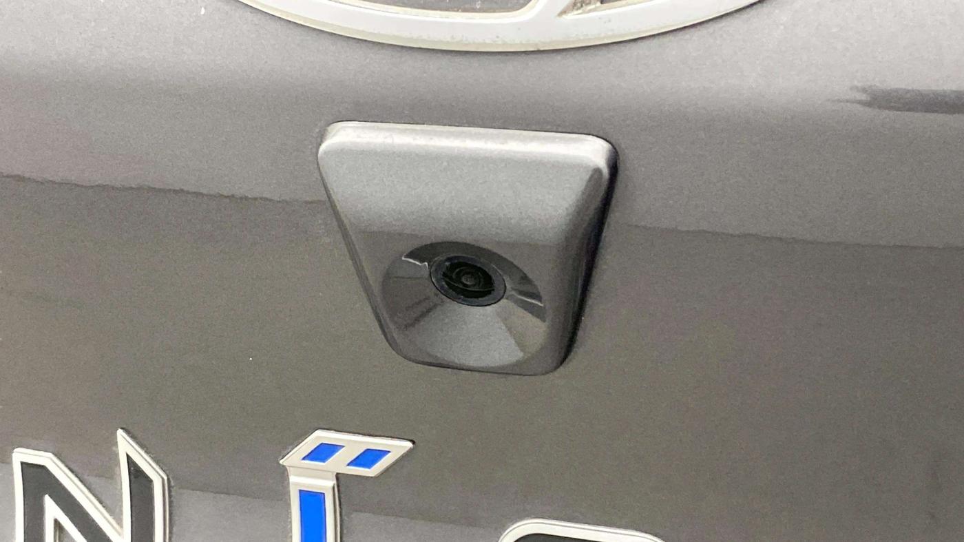 2021 Hyundai GRAND I10 NIOS SPORTZ AMT 1.2 KAPPA VTVT, Petrol, Automatic, 30,797 km, Parking Camera