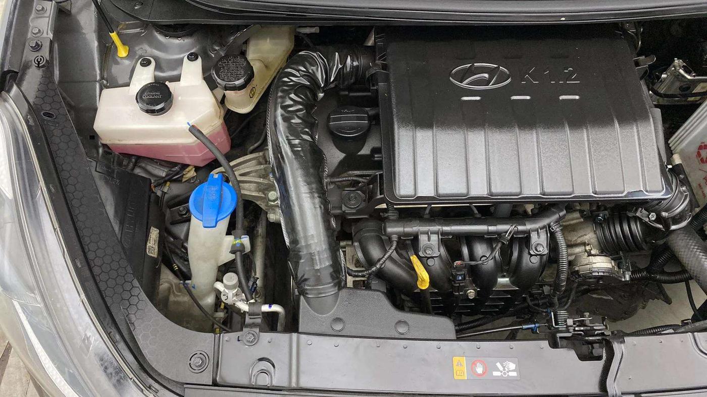 2021 Hyundai GRAND I10 NIOS SPORTZ AMT 1.2 KAPPA VTVT, Petrol, Automatic, 30,797 km, Engine View - Right