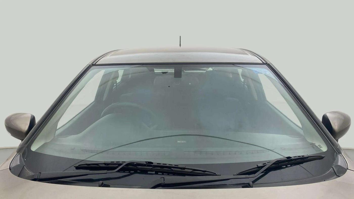 2020 Maruti Baleno ZETA PETROL 1.2, Petrol, Manual, 23,289 km, Front Windshield