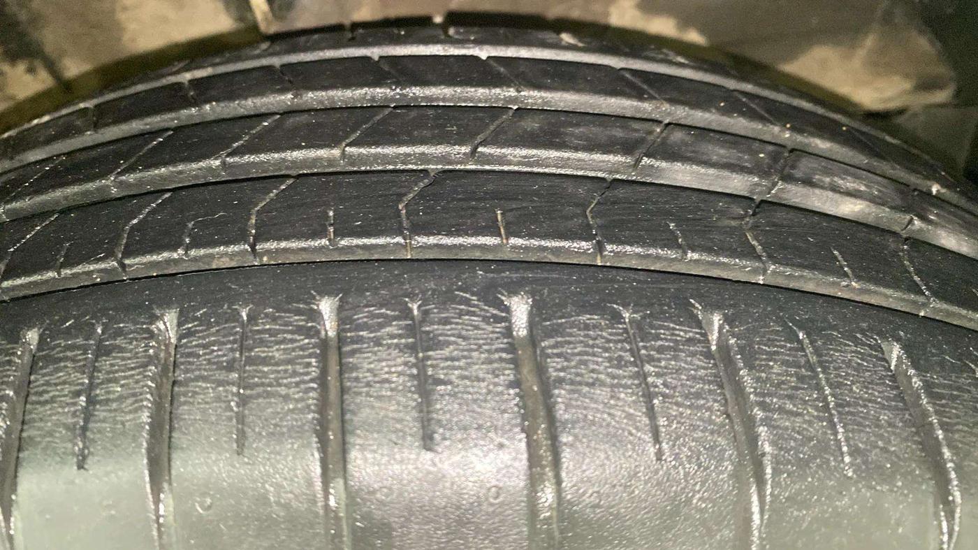 2020 Maruti Baleno ZETA PETROL 1.2, Petrol, Manual, 23,289 km, Right Front Tyre Tread