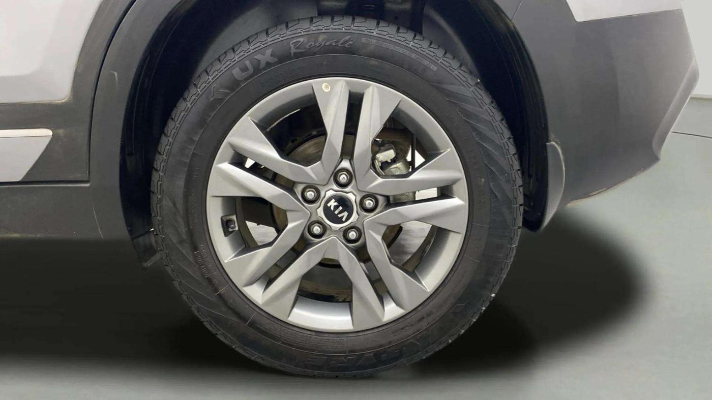 2021 KIA SELTOS HTX 1.5 PETROL, Petrol, Manual, 23,686 km, Left Rear Wheel