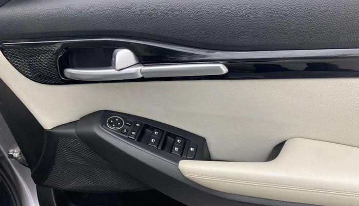 2021 KIA SELTOS HTX 1.5 PETROL, Petrol, Manual, 23,686 km, Driver Side Door Panels Control