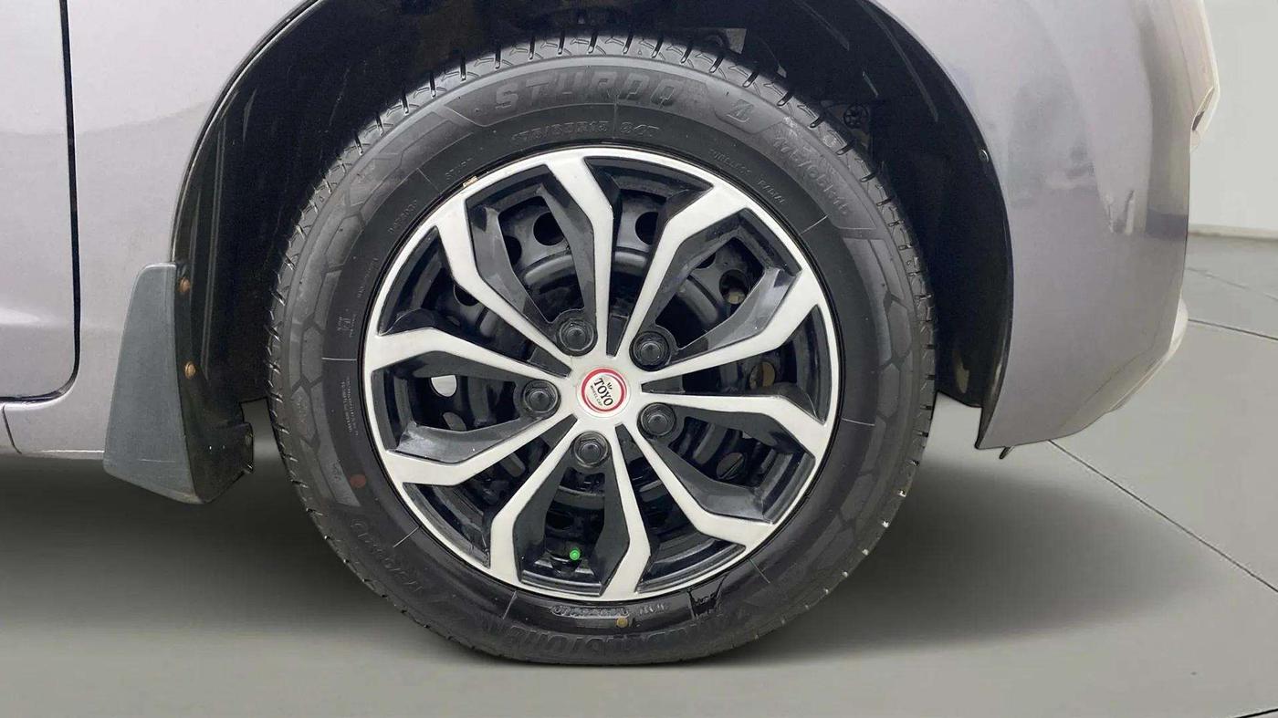 2018 Honda Jazz 1.2L I-VTEC S, Petrol, Manual, 91,385 km, Right Front Wheel