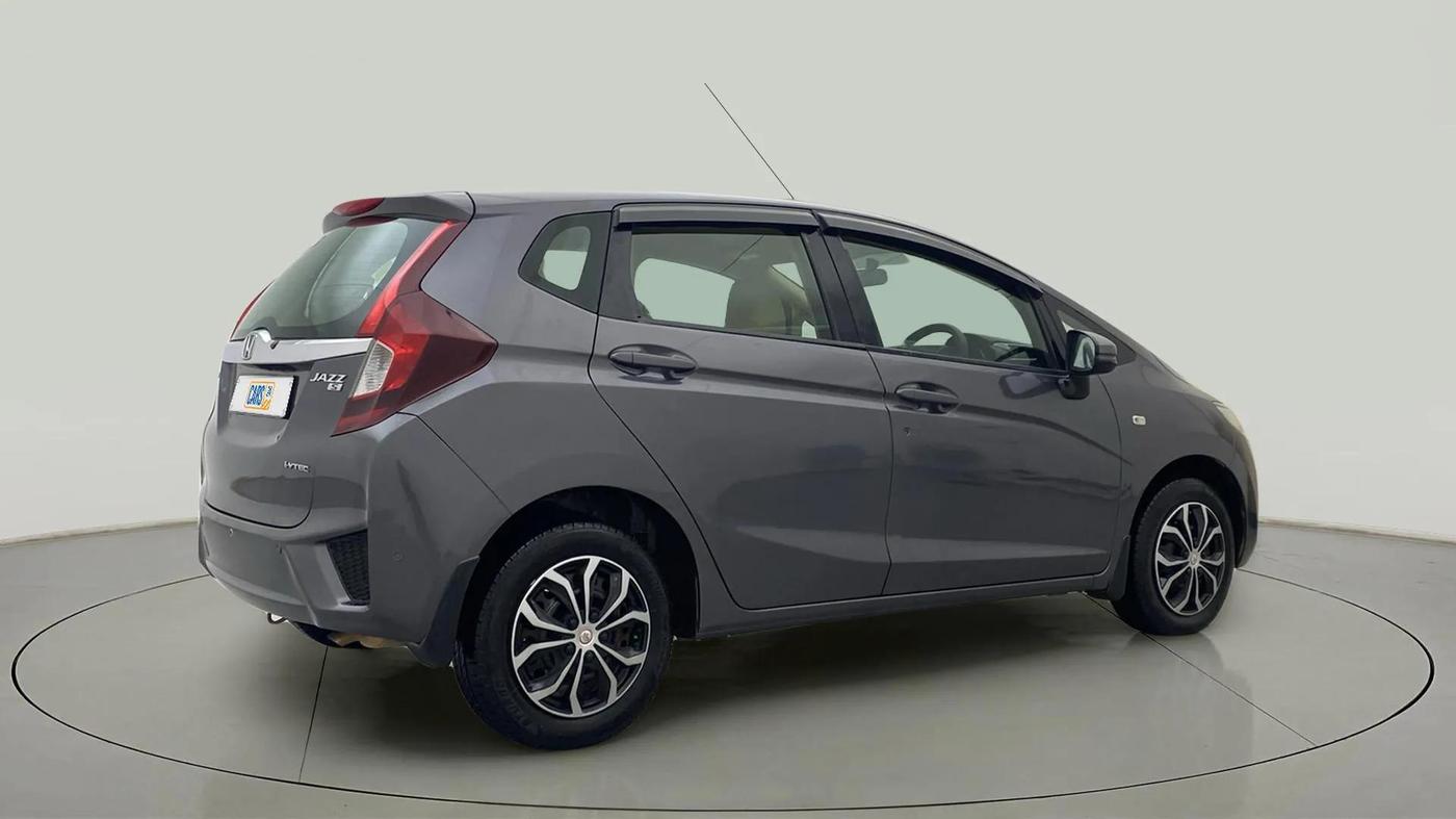 2018 Honda Jazz 1.2L I-VTEC S, Petrol, Manual, 91,385 km, Right Back Diagonal