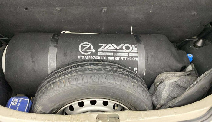 2019 Hyundai NEW SANTRO MAGNA AMT, CNG, Automatic, 60,193 km, Boot Inside