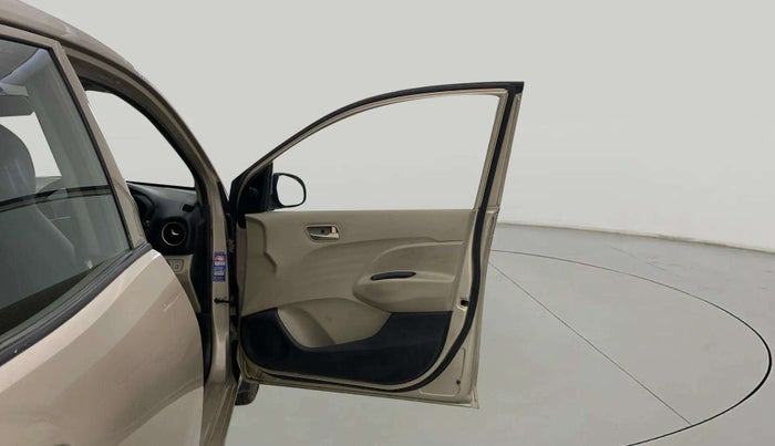 2019 Hyundai NEW SANTRO MAGNA AMT, CNG, Automatic, 60,193 km, RHS Front Door