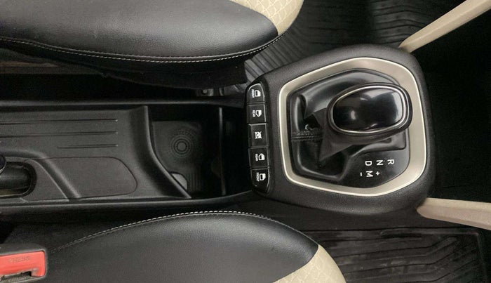 2019 Hyundai NEW SANTRO MAGNA AMT, CNG, Automatic, 60,193 km, Gear Lever