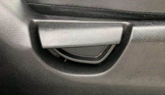 2019 Hyundai NEW SANTRO MAGNA AMT, CNG, Automatic, 60,193 km, Driver Side Adjustment Panel
