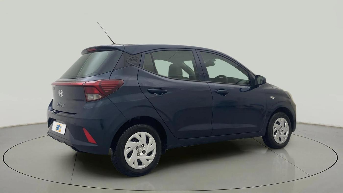 2023 Hyundai GRAND I10 NIOS MAGNA 1.2 KAPPA VTVT, Petrol, Manual, 13,869 km, Right Back Diagonal