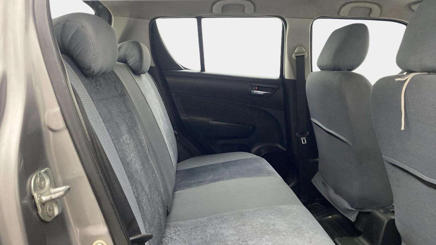 2015 Maruti Swift VXI, Petrol, Manual, 75,744 km, Right Side Rear Door Cabin