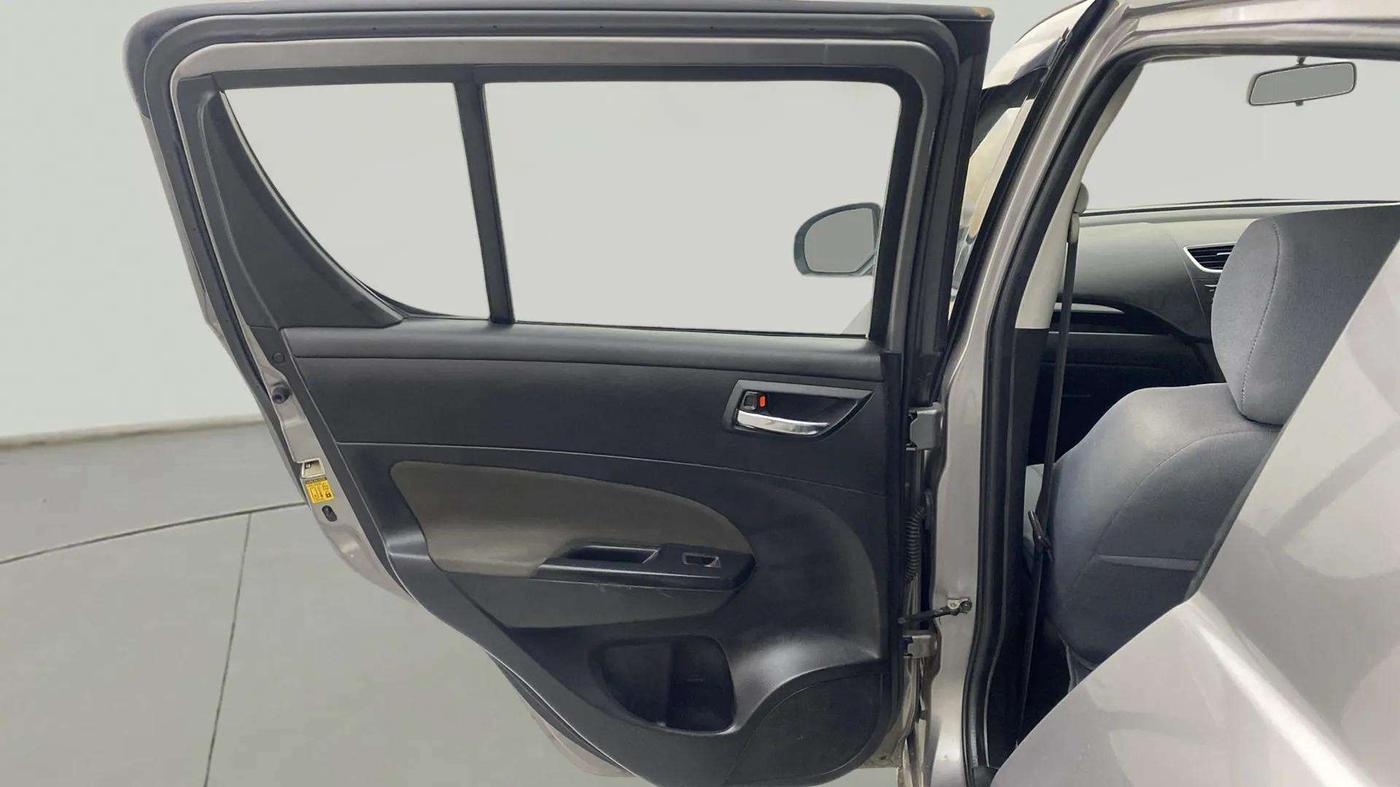 2015 Maruti Swift VXI, Petrol, Manual, 75,744 km, LHS Rear Door