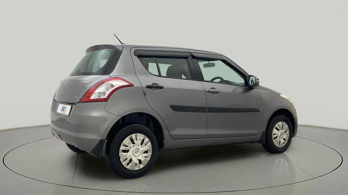 2015 Maruti Swift VXI, Petrol, Manual, 75,744 km, Right Back Diagonal